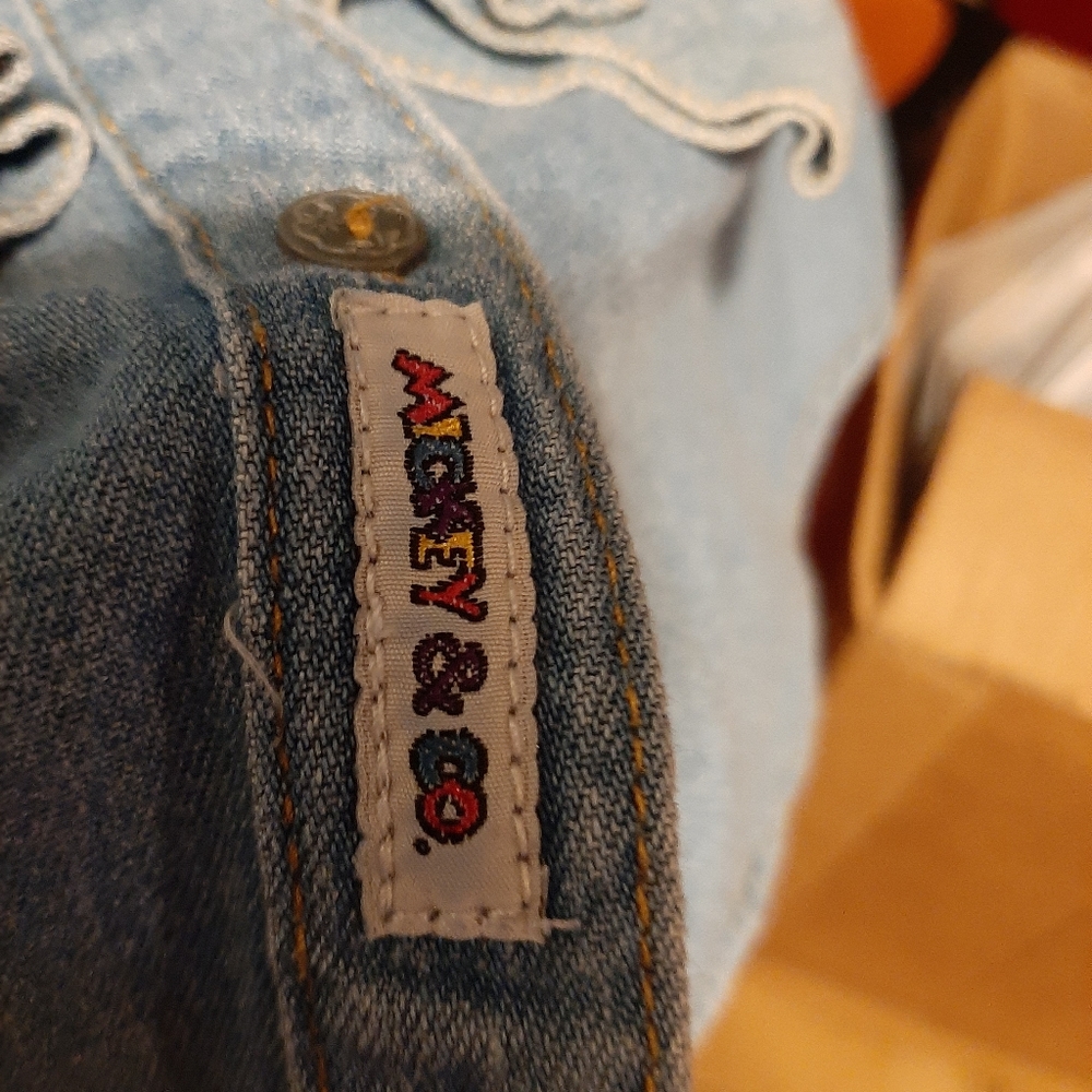 Shirt - Picture 5 of 5
